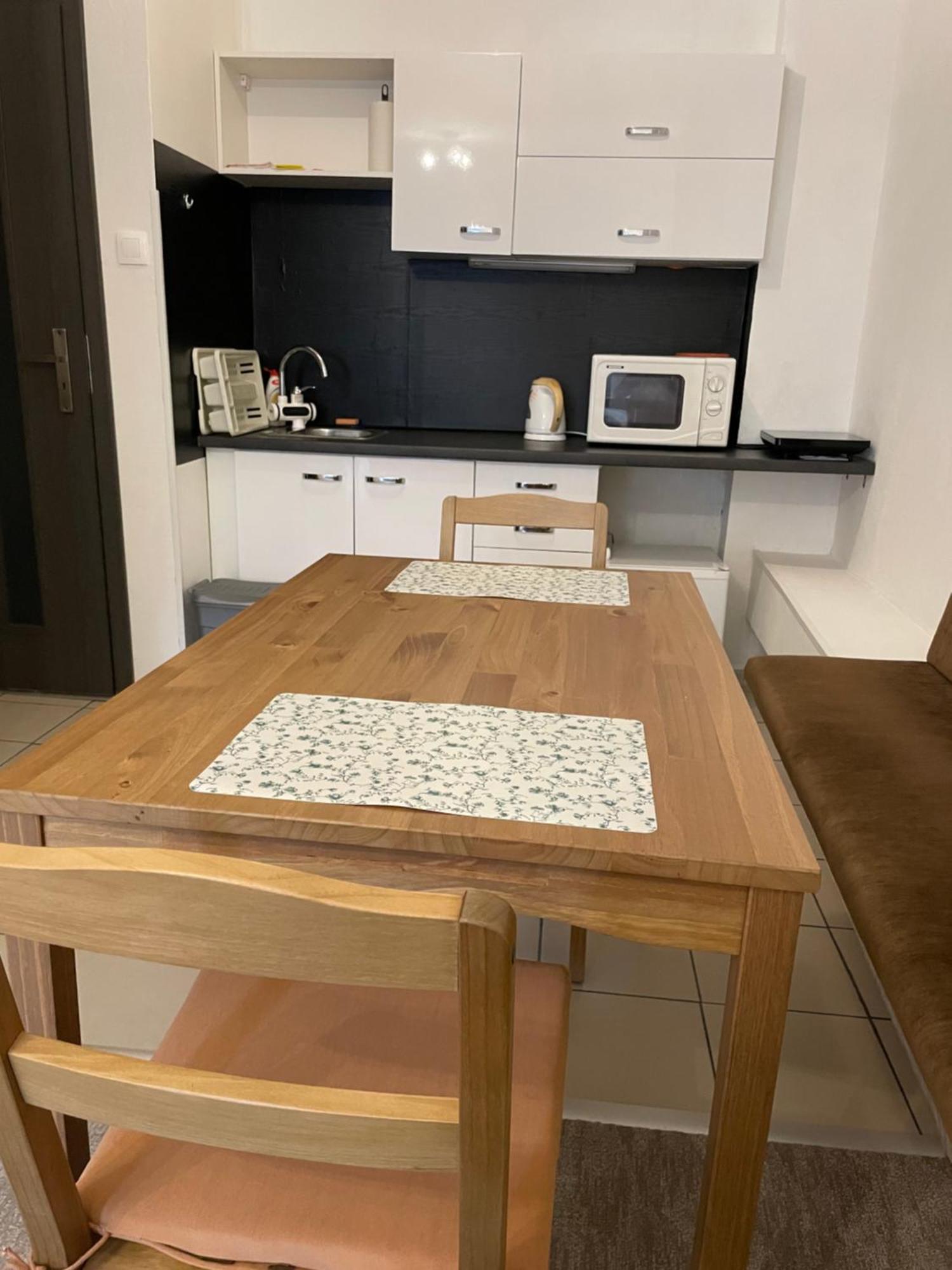 Zu Hause Vendégház Ménhárd Szoba fotó